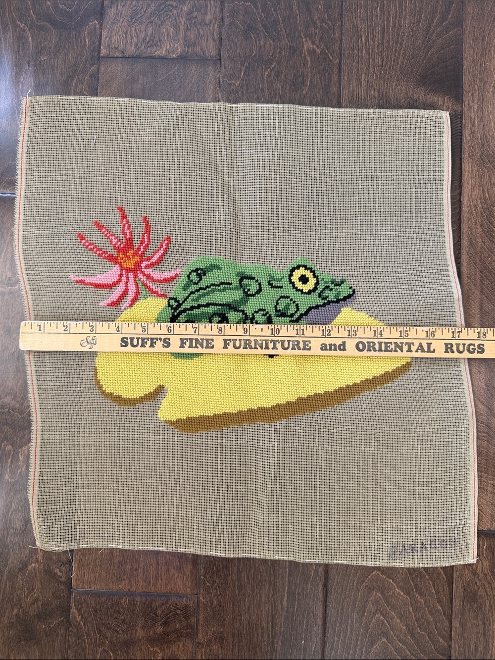 Needlepoint - Unfinished - Frog on Lilly Pad - Picture 7 of 8